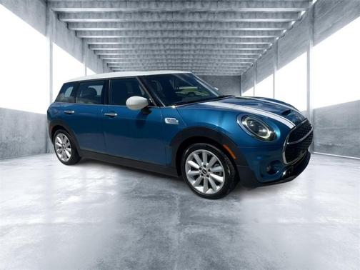2022 MINI Clubman Cooper S