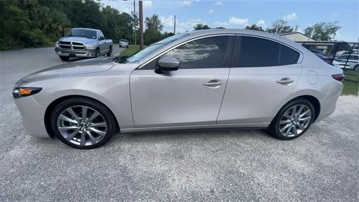 2023 Mazda Mazda3 FWD w/Preferred Package