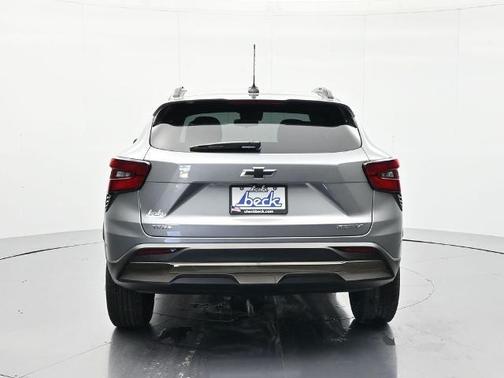 Sterling Gray Metallic 2026 Chevrolet Trax ACTIV