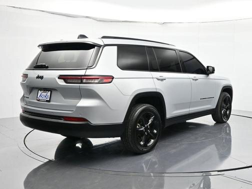 2021 Jeep Grand Cherokee L Laredo