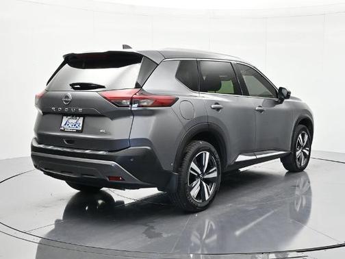 Gun Metallic 2023 Nissan Rogue SL