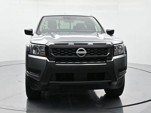 2025 Nissan Frontier S