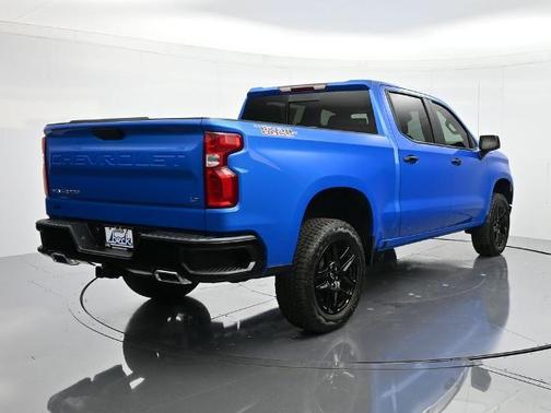 Rip Tide Blue 2026 Chevrolet Silverado 1500 LT Trail Boss