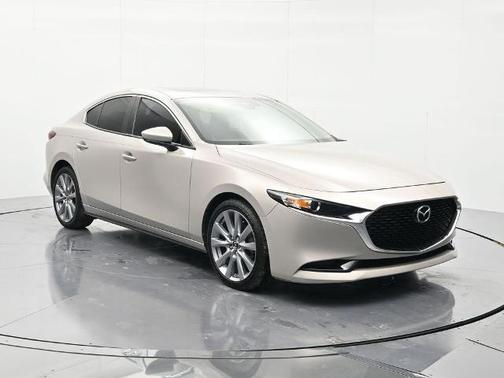 Platinum Quartz Metallic 2023 Mazda Mazda3 FWD w/Preferred Package