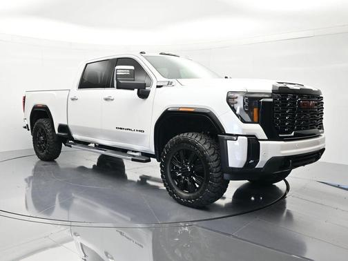 White Frost 2025 GMC Sierra 2500 Denali