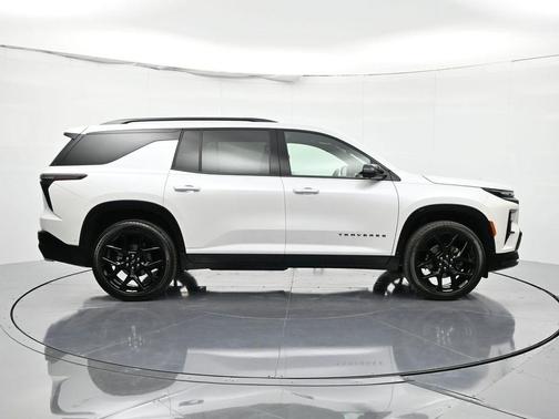 2025 Chevrolet Traverse RS