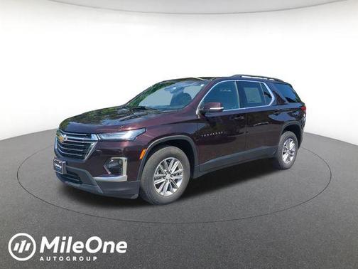 Black Cherry Metallic 2022 Chevrolet Traverse LT Cloth