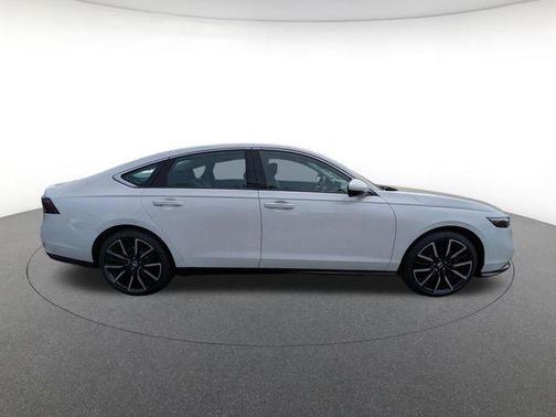 Platinum White Pearl 2026 Honda Accord Hybrid Touring