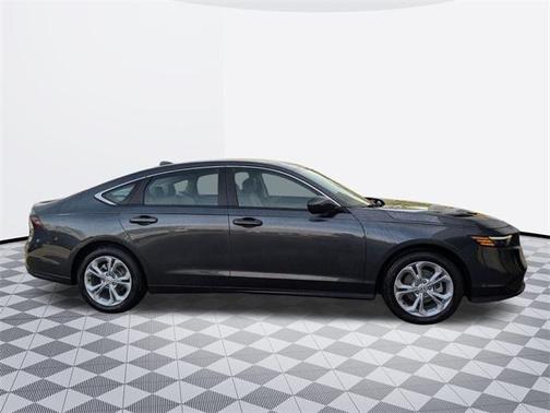 2025 Honda Accord LX 1.5T