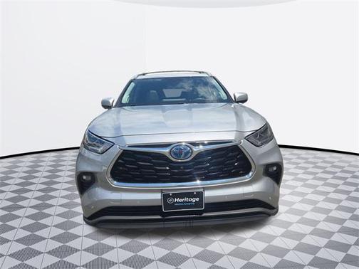 2023 Toyota Highlander Hybrid Limited