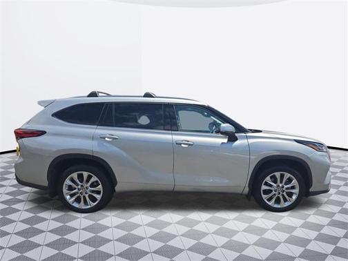 2023 Toyota Highlander Hybrid Limited