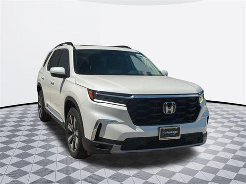 2025 Honda Pilot Touring 8-Passenger