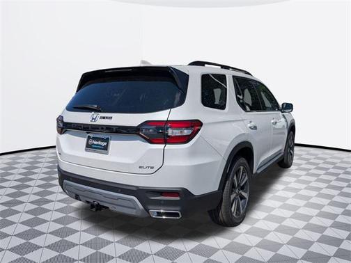 2025 Honda Pilot Elite