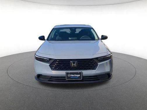 Meteorite Gray Metallic 2025 Honda Accord SE