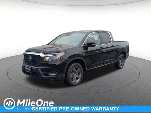 Crystal Black Pearl 2023 Honda Ridgeline RTL