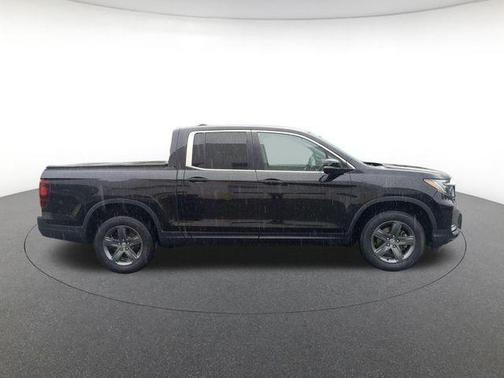 Crystal Black Pearl 2023 Honda Ridgeline RTL