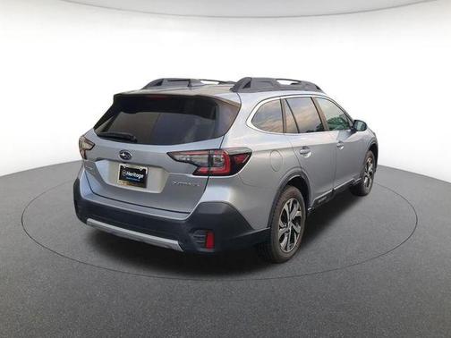 Ice Silver Metallic 2020 Subaru Outback Limited