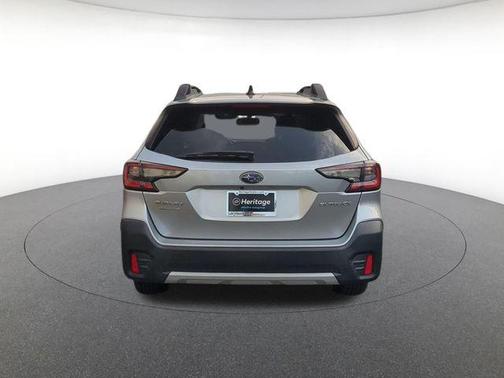 Ice Silver Metallic 2020 Subaru Outback Limited