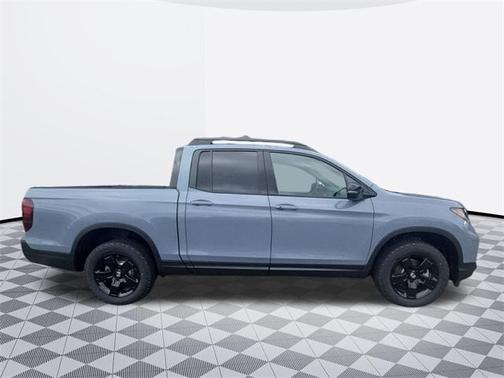 2025 Honda Ridgeline Black