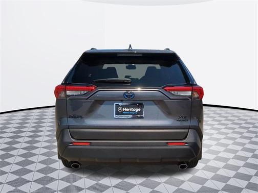 2022 Toyota RAV4 Hybrid XLE Premium