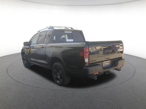 Crystal Black Pearl 2026 Honda Ridgeline TrailSport