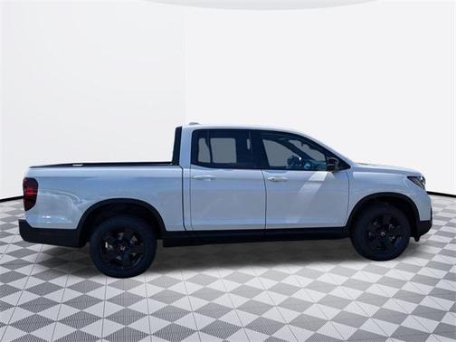 2025 Honda Ridgeline Black