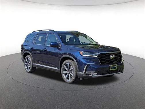 2025 Honda Pilot Touring 8-Passenger