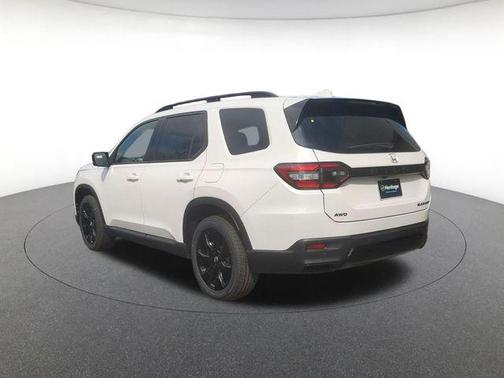 Platinum White 2026 Honda Pilot Black Edition