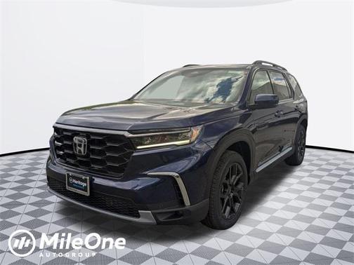 2025 Honda Pilot Touring 8-Passenger