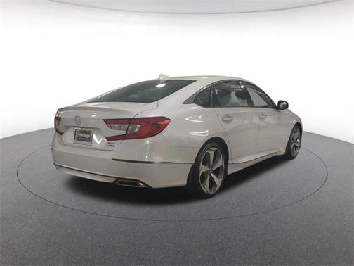 2019 Honda Accord Touring 2.0T