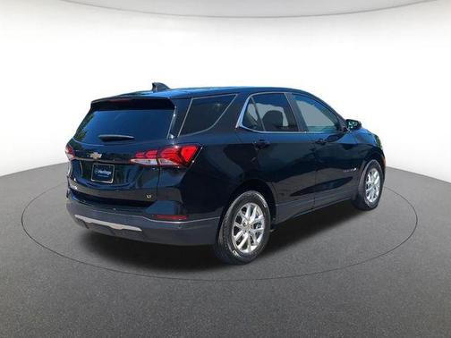 Mosaic Black Metallic 2022 Chevrolet Equinox 1LT
