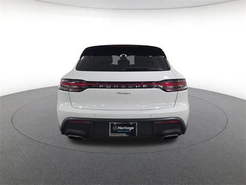2023 Porsche Macan Base