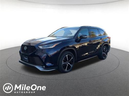 2022 Toyota Highlander XSE