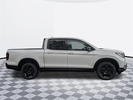 2025 Honda Ridgeline Black