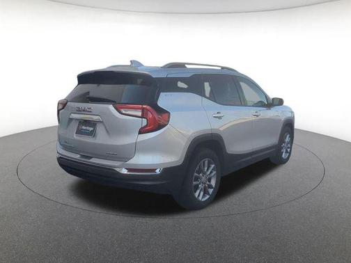 Quicksilver Metallic 2022 GMC Terrain SLT