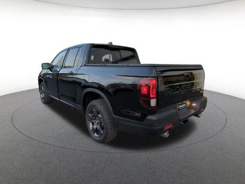 Crystal Black Pearl 2026 Honda Ridgeline TrailSport