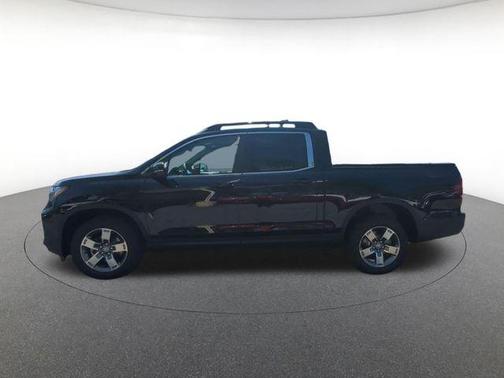 Crystal Black Pearl 2026 Honda Ridgeline RTL