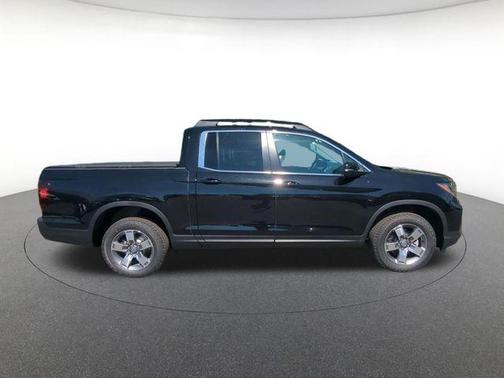 Crystal Black Pearl 2026 Honda Ridgeline RTL