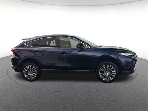 2022 Toyota Venza XLE