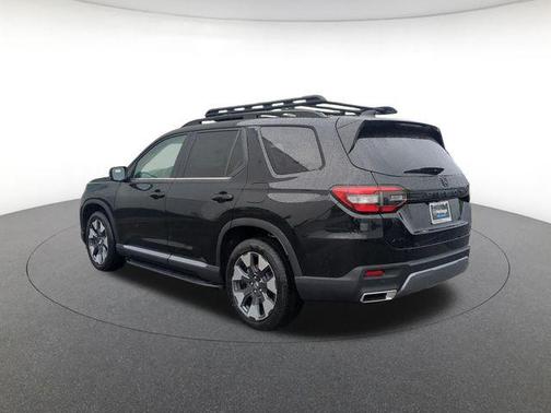 Crystal Black 2026 Honda Pilot Elite