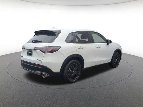 Platinum White Pearl 2026 Honda HR-V AWD Sport