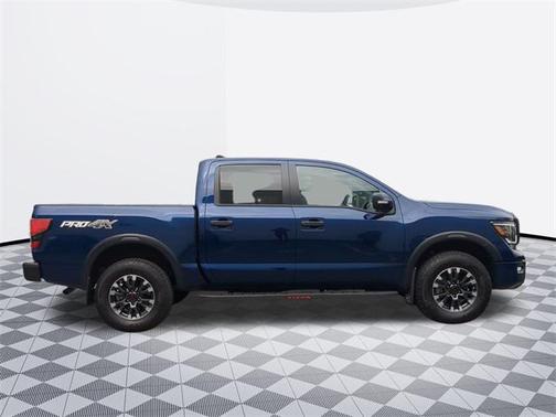 2024 Nissan Titan PRO-4X
