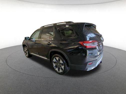 Crystal Black 2026 Honda Pilot Elite
