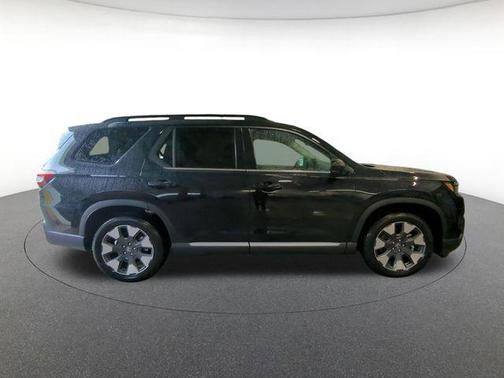 Crystal Black 2026 Honda Pilot Elite