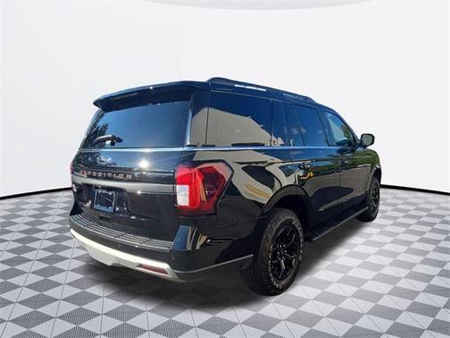 Agate Black Metallic 2024 Ford Expedition Timberline