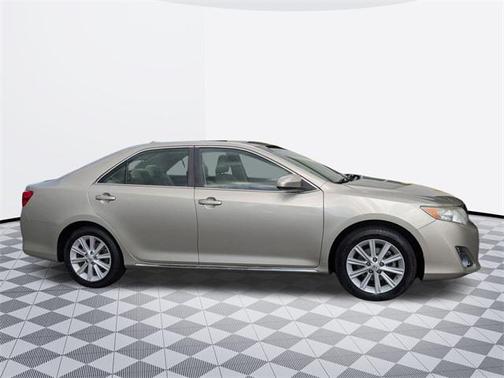 2014 Toyota Camry XLE
