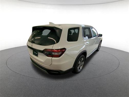 2023 Honda Pilot AWD EX-L 8 Passenger