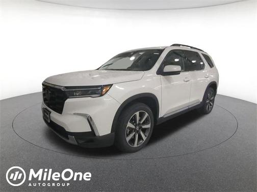 2025 Honda Pilot Touring 8-Passenger