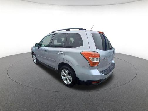 Ice Silver Metallic 2015 Subaru Forester 2.5i Premium