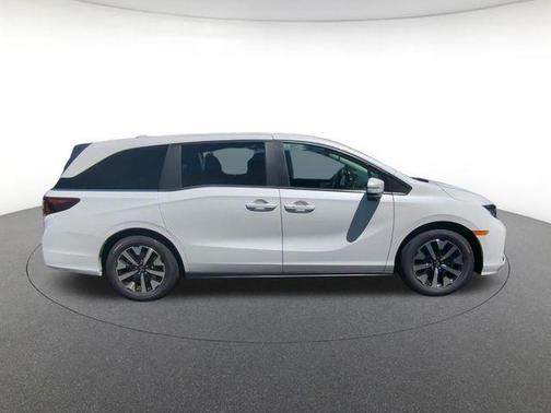 Platinum White 2026 Honda Odyssey EX-L